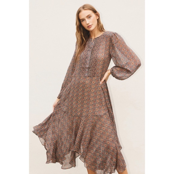 Bohemian Long Sleeve Midi Dress – Lightweight Flowing Patterned Style - Picture 4 of 5
